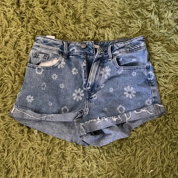 PacSun Shorts Pacsun Flower Jean Shorts Size 25 Poshmark